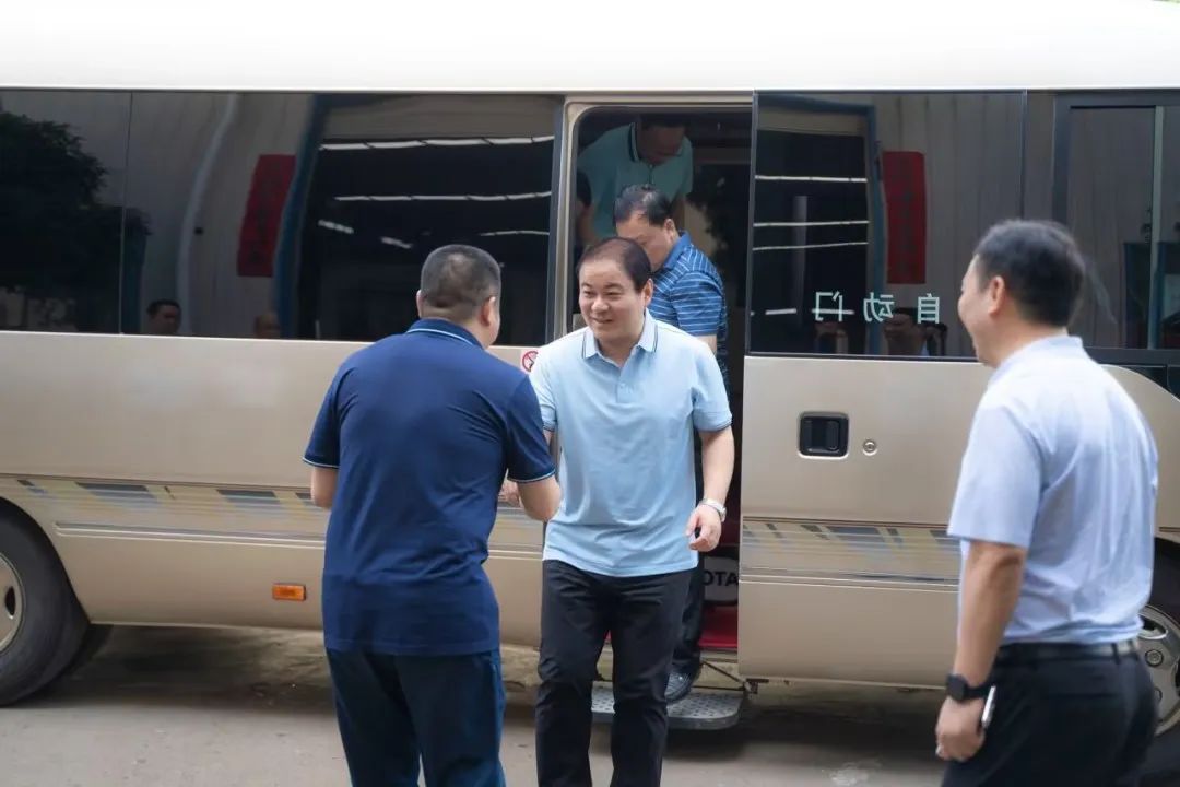 衡陽市委副書記、市長朱健一行赴朝陽集團進行考察