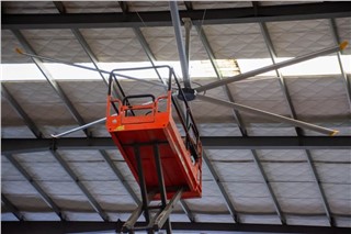 朝陽(yáng)集團(tuán) | 情系員工，清涼度酷暑